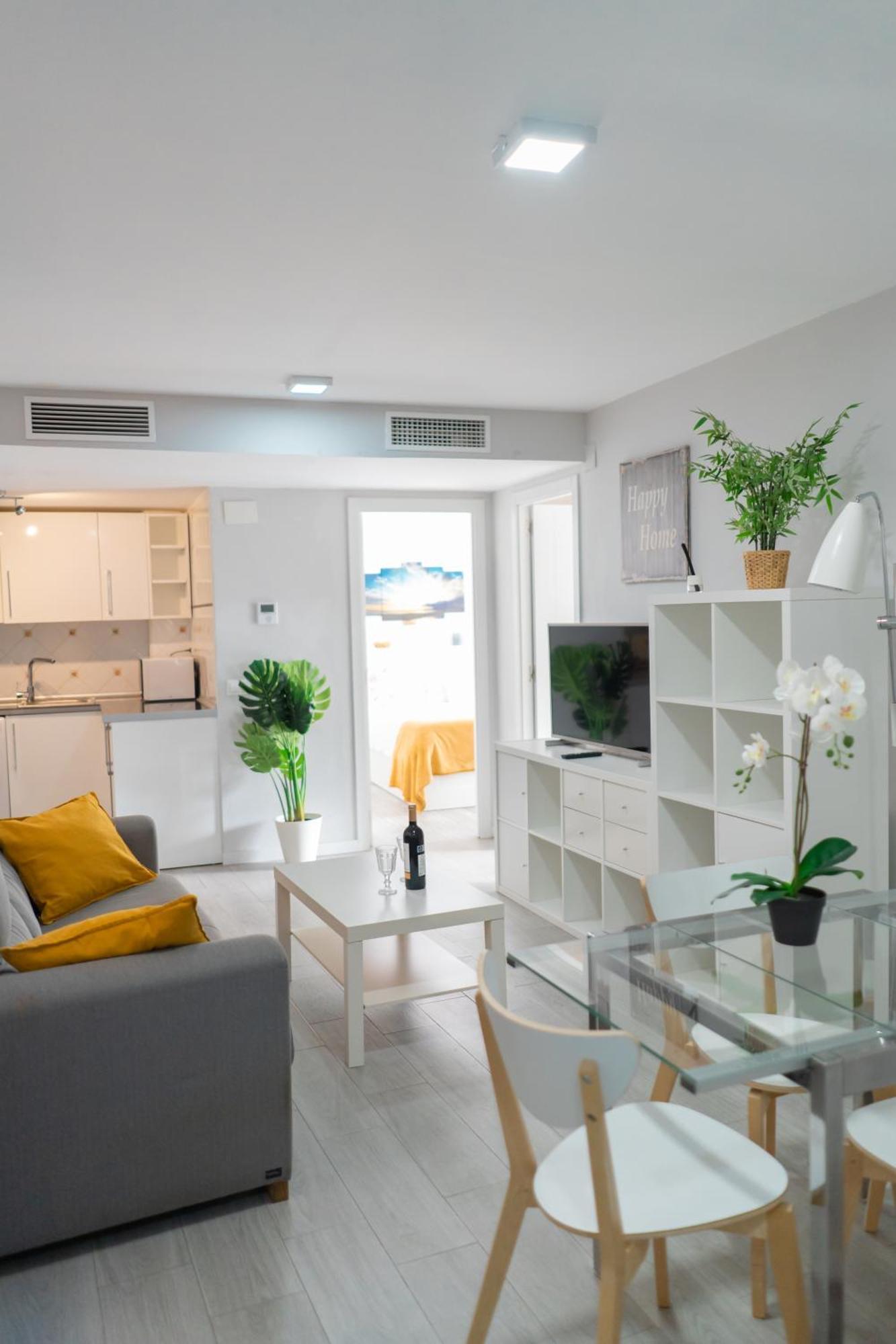 3 Rooms Y 3 Baths Y Aparcamiento Catedral マラガ エクステリア 写真