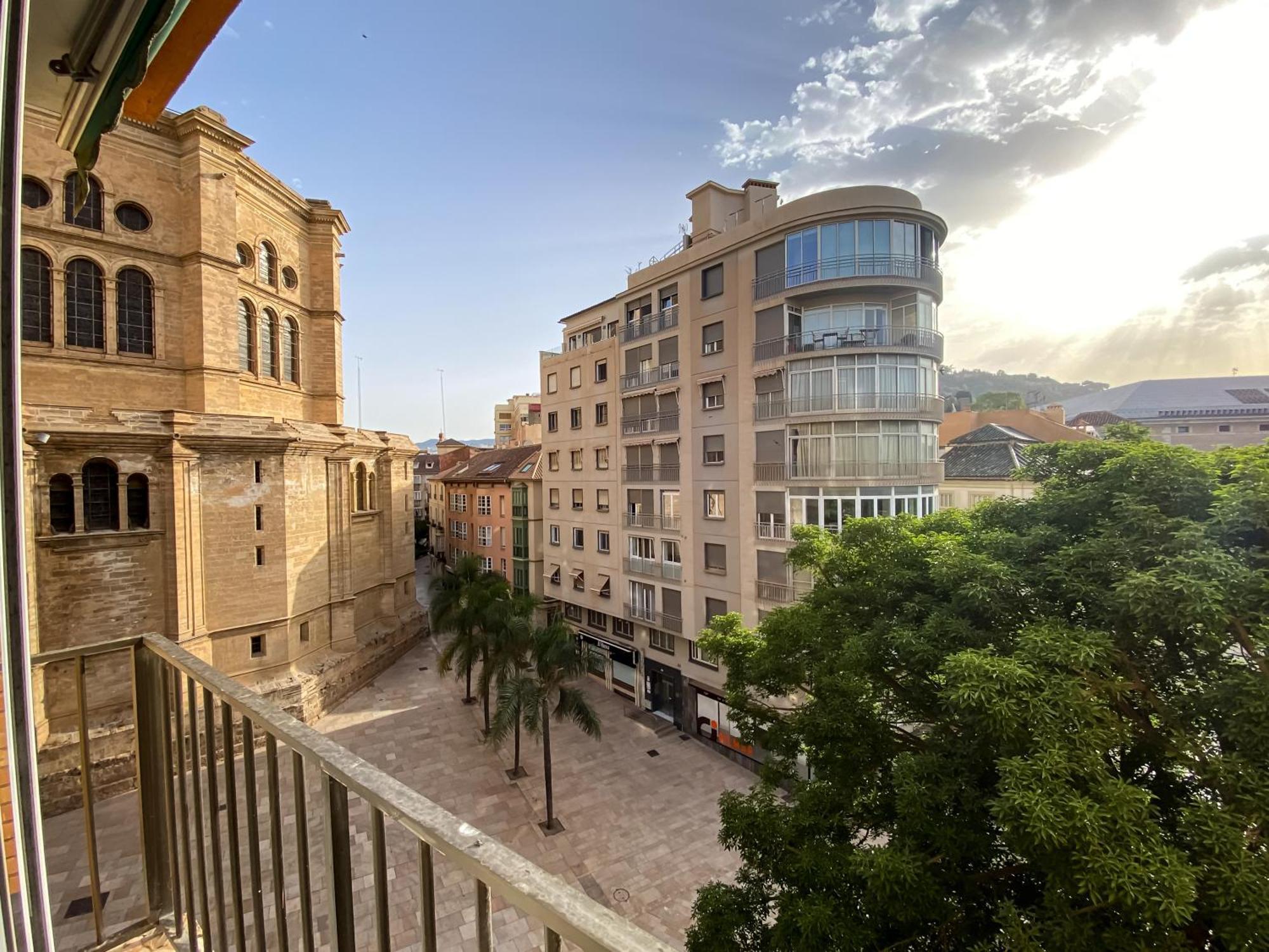 3 Rooms Y 3 Baths Y Aparcamiento Catedral マラガ エクステリア 写真