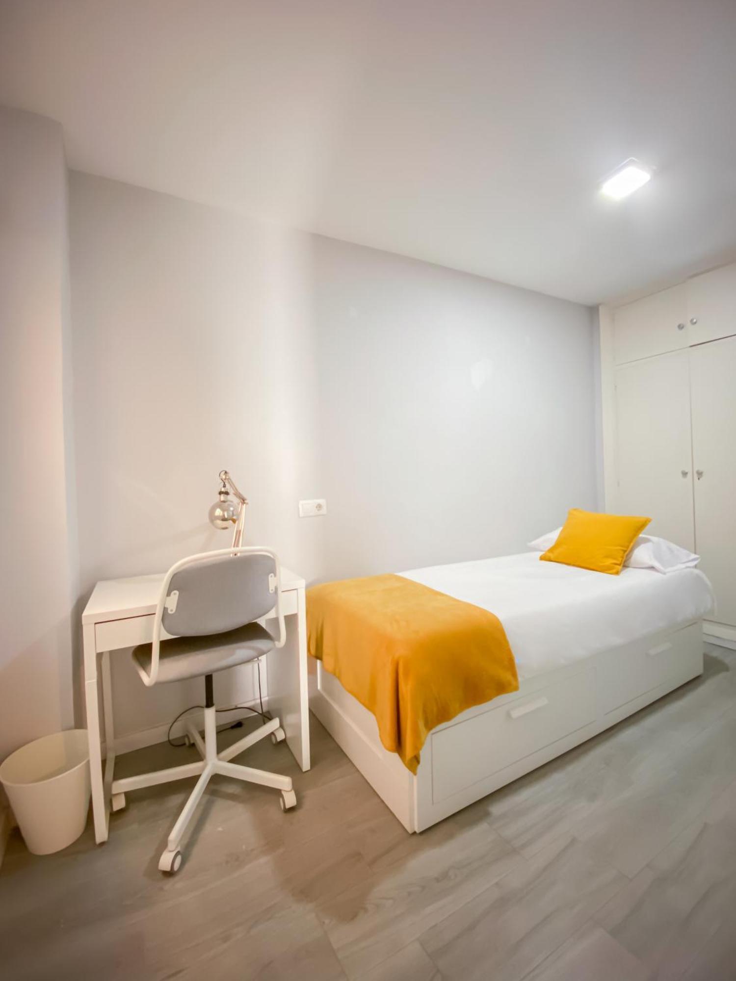 3 Rooms Y 3 Baths Y Aparcamiento Catedral マラガ エクステリア 写真